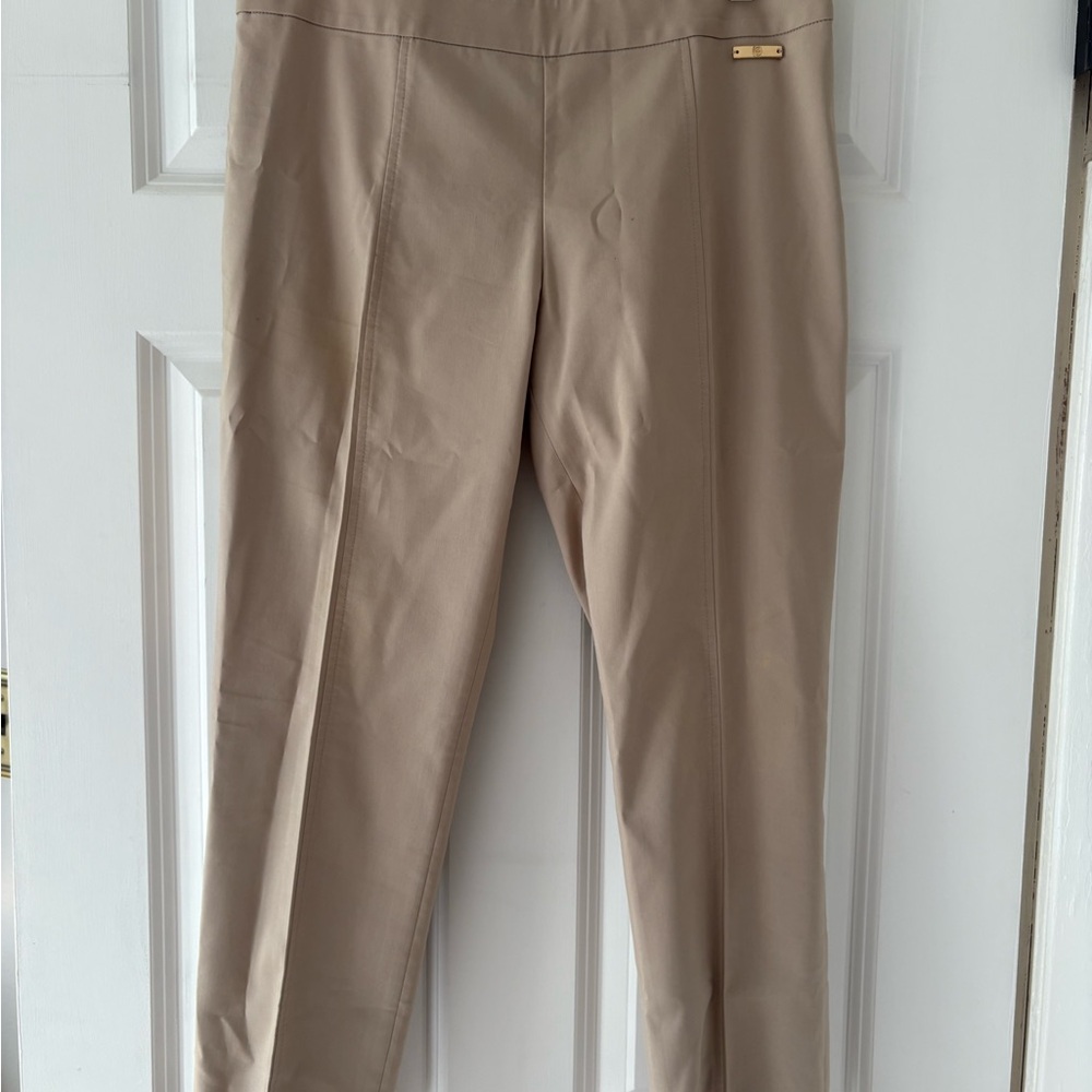 Tory Burch Women’s Beige Chino Pant Size 6